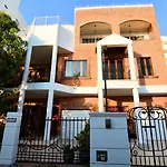 Te la mereces, frente al mar